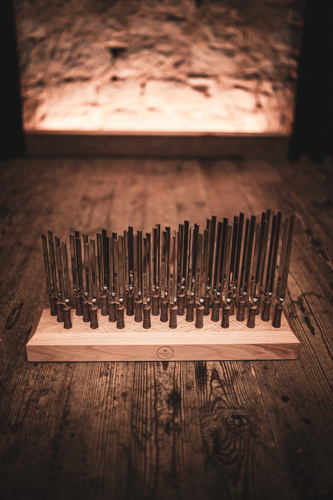 MEINL Sonic Energy Planetary Tuned Tuning Fork Set - 27 pcs. detail view 3 at Luna Panther
