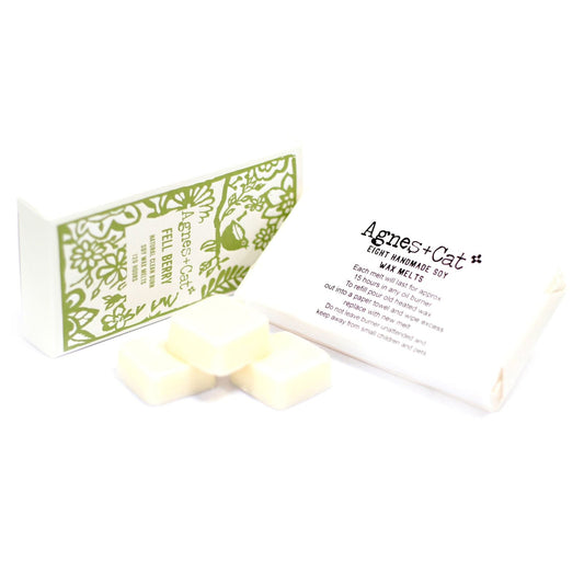 Agnes + Cat Box of 8 Wax Melts - Fell Berry - Luna Panther alternate view