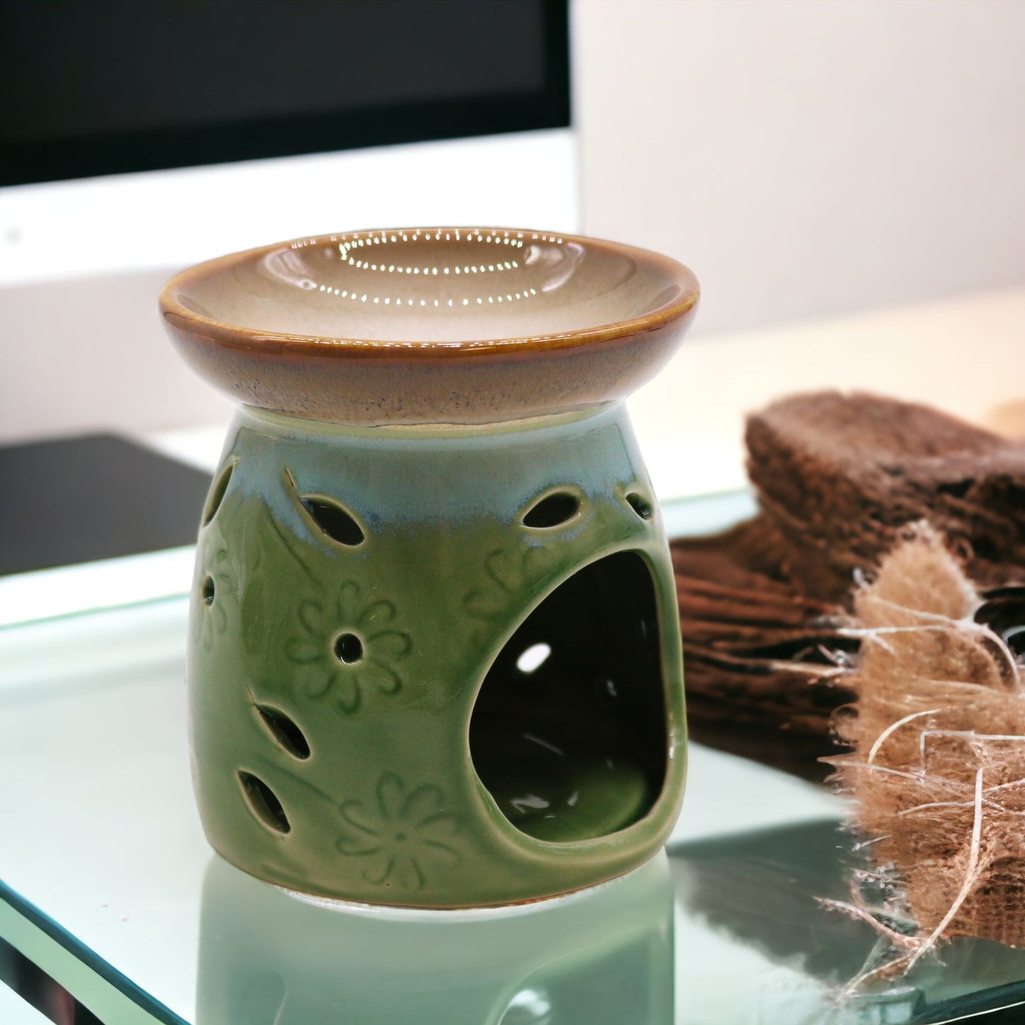 Classic Oil Burner – Assorted Colours – image 13