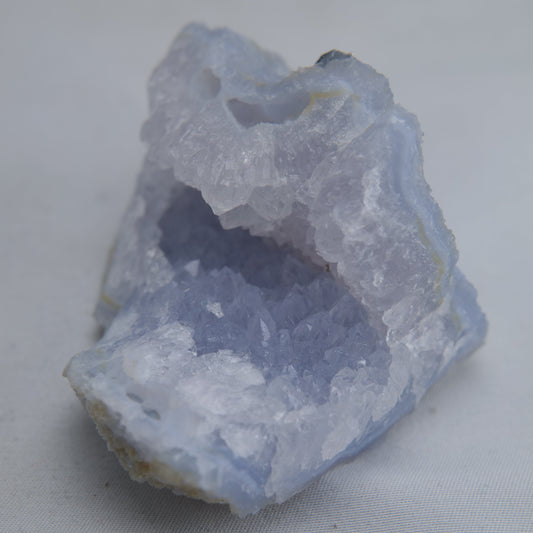 Blue Chalcedony Agate Malawi 135g - Luna Panther