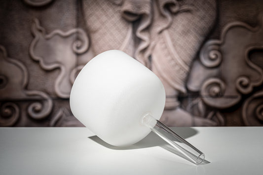 MEINL Sonic Energy White-frosted Crystal Singing Bowl with Handle 10" - B4/Crown Chakra/432 Hz detail view 2 at Luna Panther alternate view