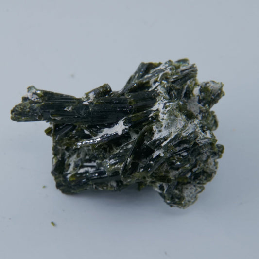 Epidote Specimen with Calcite Pakistan Grade A 35g - Luna Panther alternate view