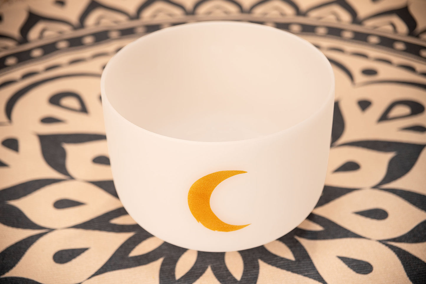 MEINL Sonic Energy Planetary Tuned Crystal Singing Bowl 12" - Synodic Moon/210.42 Hz detail view 5 at Luna Panther