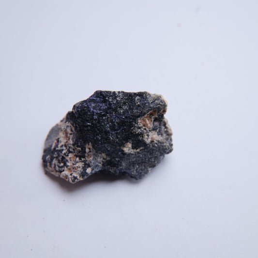 Fluorite from Milldam Mine Dump, Derbyshire, UK - 35.93g - Luna Panther alternate view