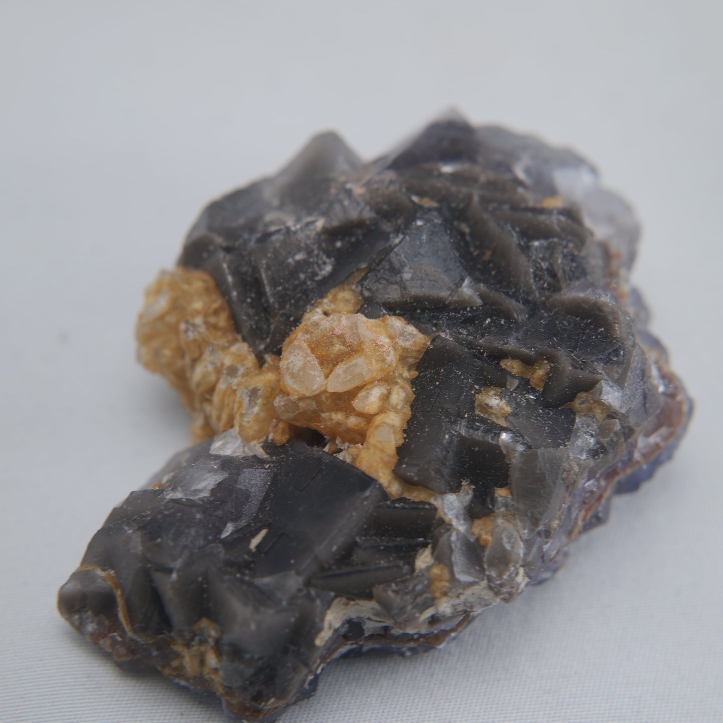 Fluorite Specimen Pakistan 108g - Luna Panther