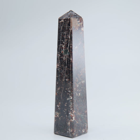 Garnet Tower 125g - Luna Panther alternate view