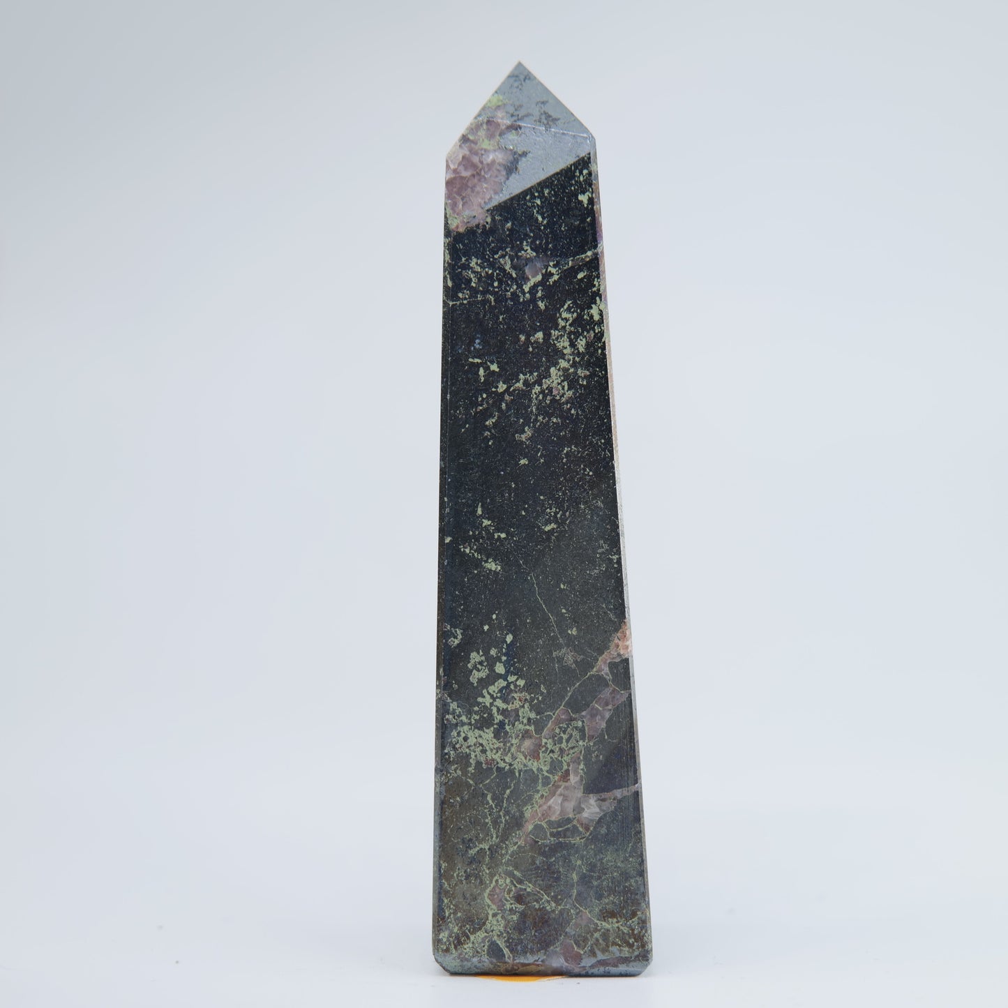 Hematite Tower 113g - Luna Panther