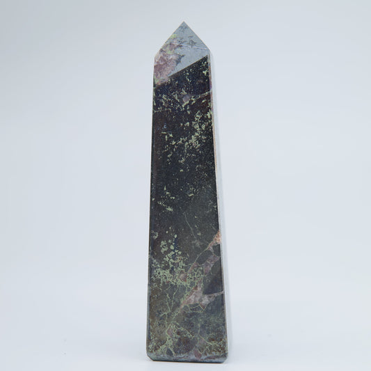 Hematite Tower 113g - Luna Panther