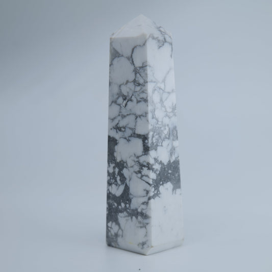 Howlite Tower 137g - Luna Panther alternate view