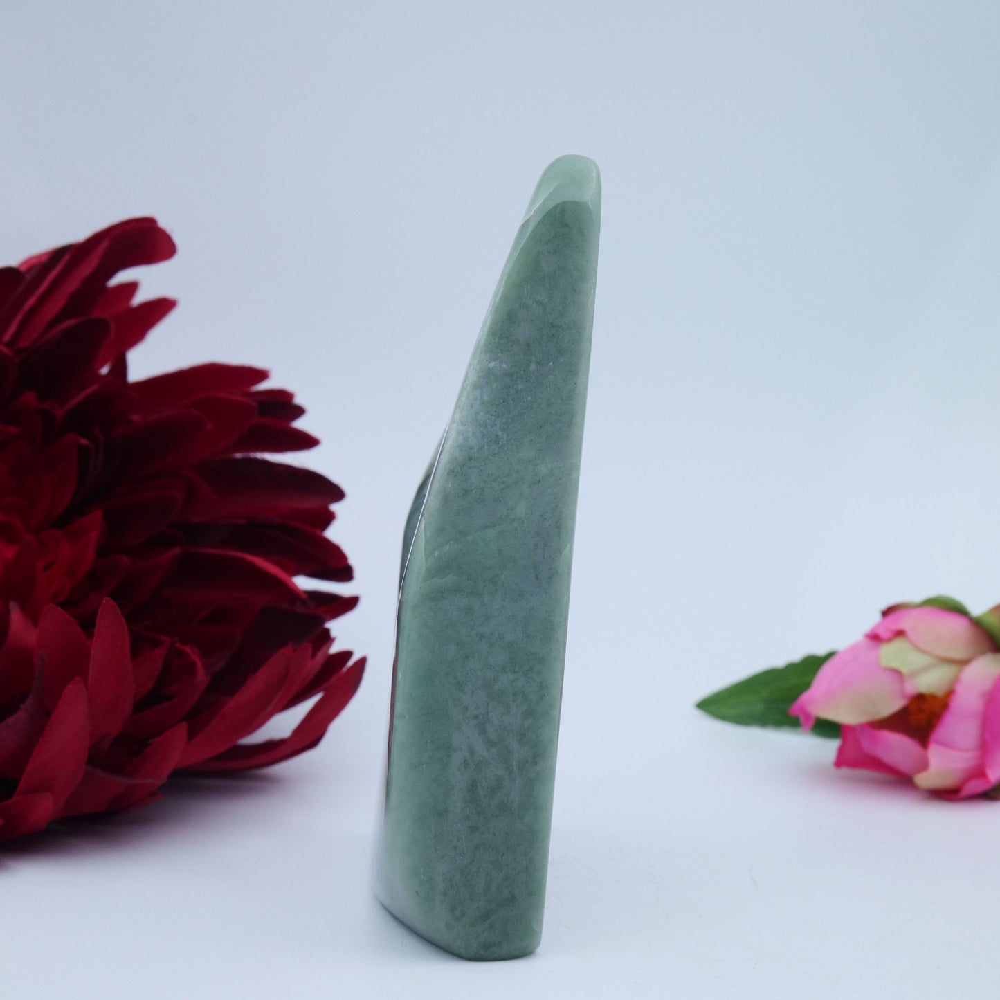 Jade Serpentine Freeform — 297 g - Luna Panther