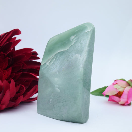 Jade Serpentine Freeform — 297 g - Luna Panther alternate view