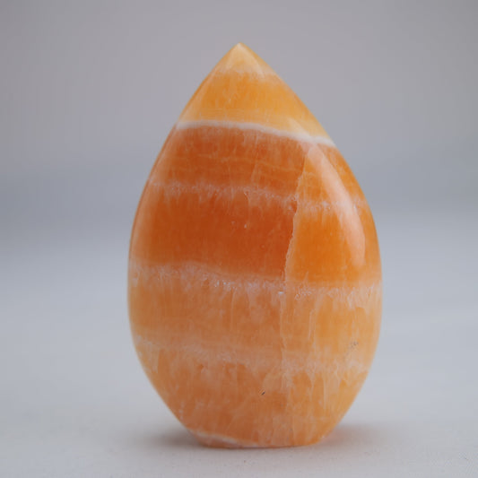 Orange Banded Agate 158g - Luna Panther