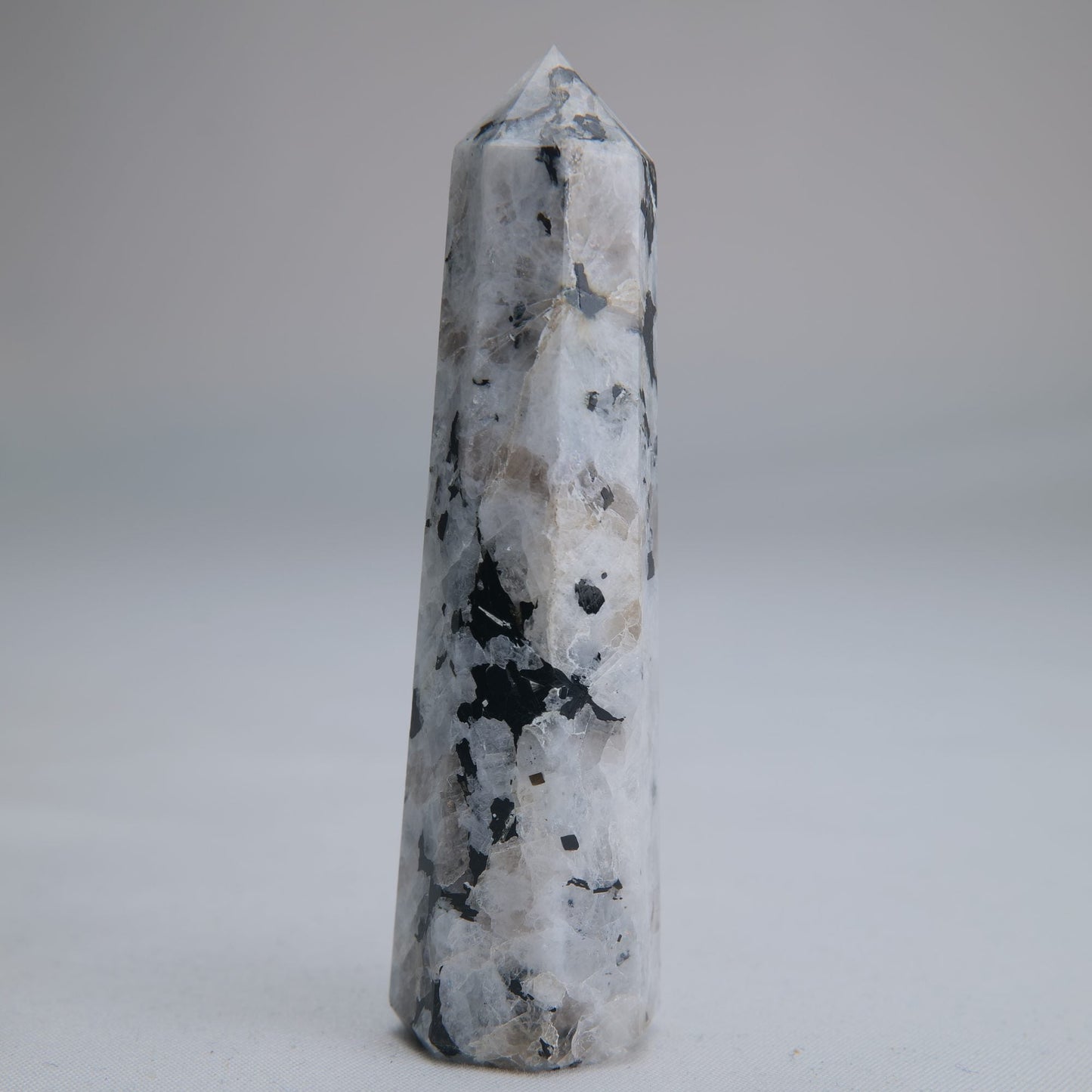 Rainbow Moonstone Obelisk 52g 80mm - Luna Panther