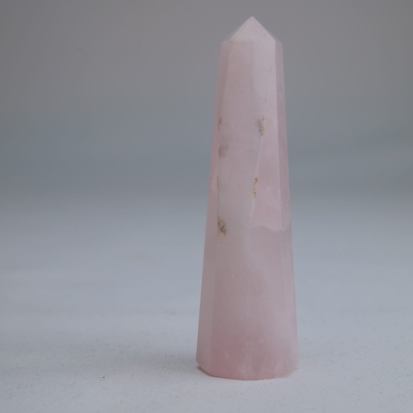 Rose Quartz Obelisk 34g 70mm - Luna Panther