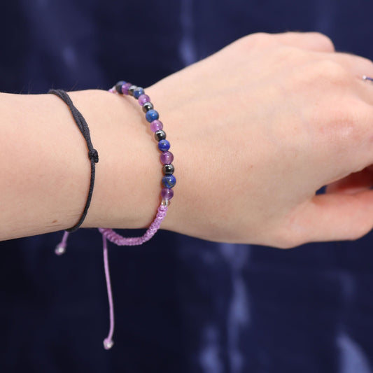 Zodiac Crystal Candle with Gemstone Bracelet - Aquarius - Luna Panther alternate view