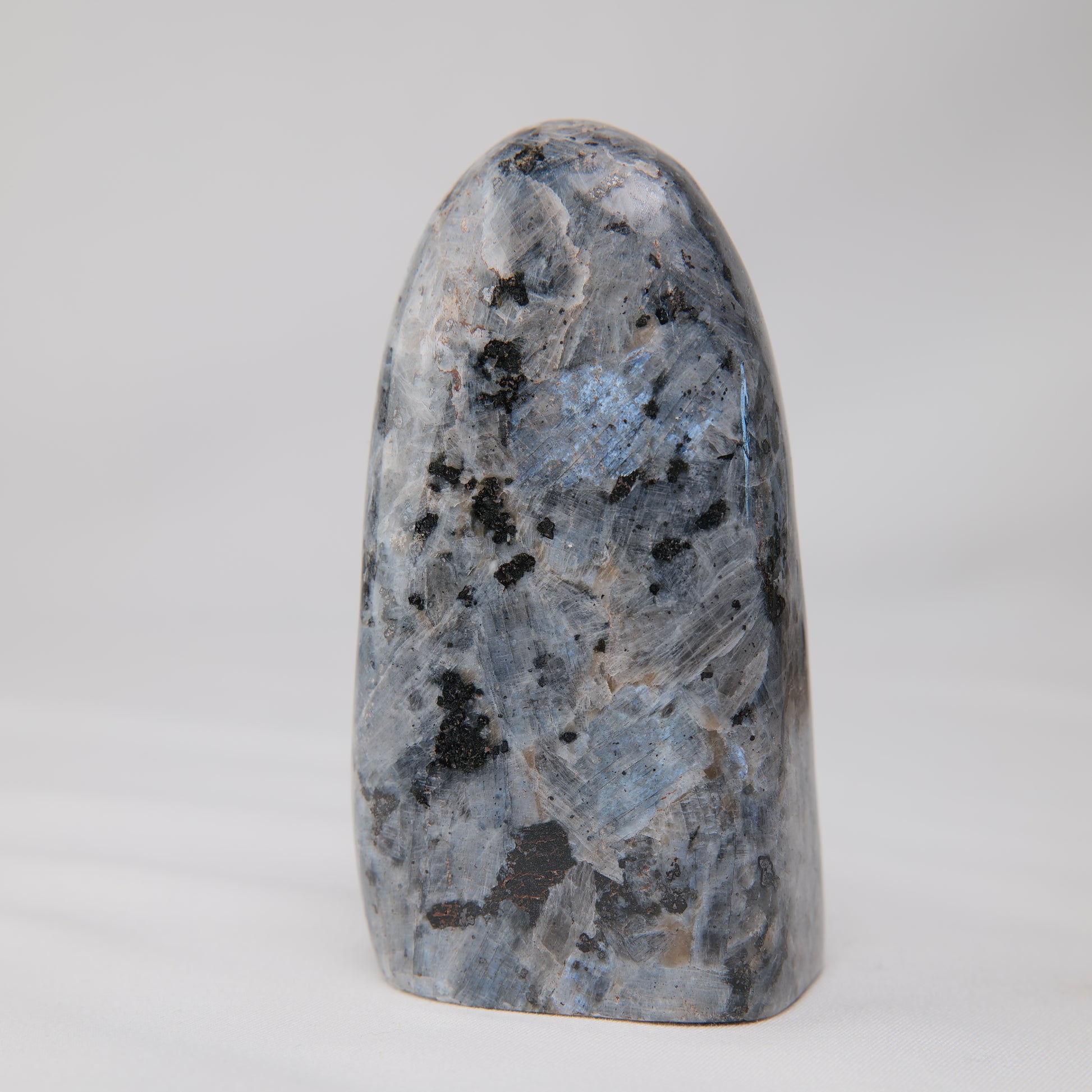 larvikite freeform 252g front left view