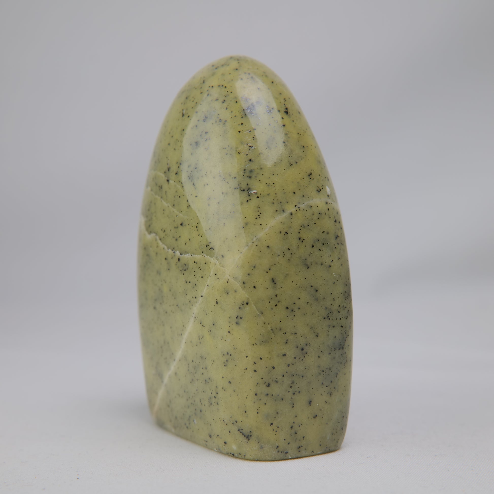 Serpentine freeform front view