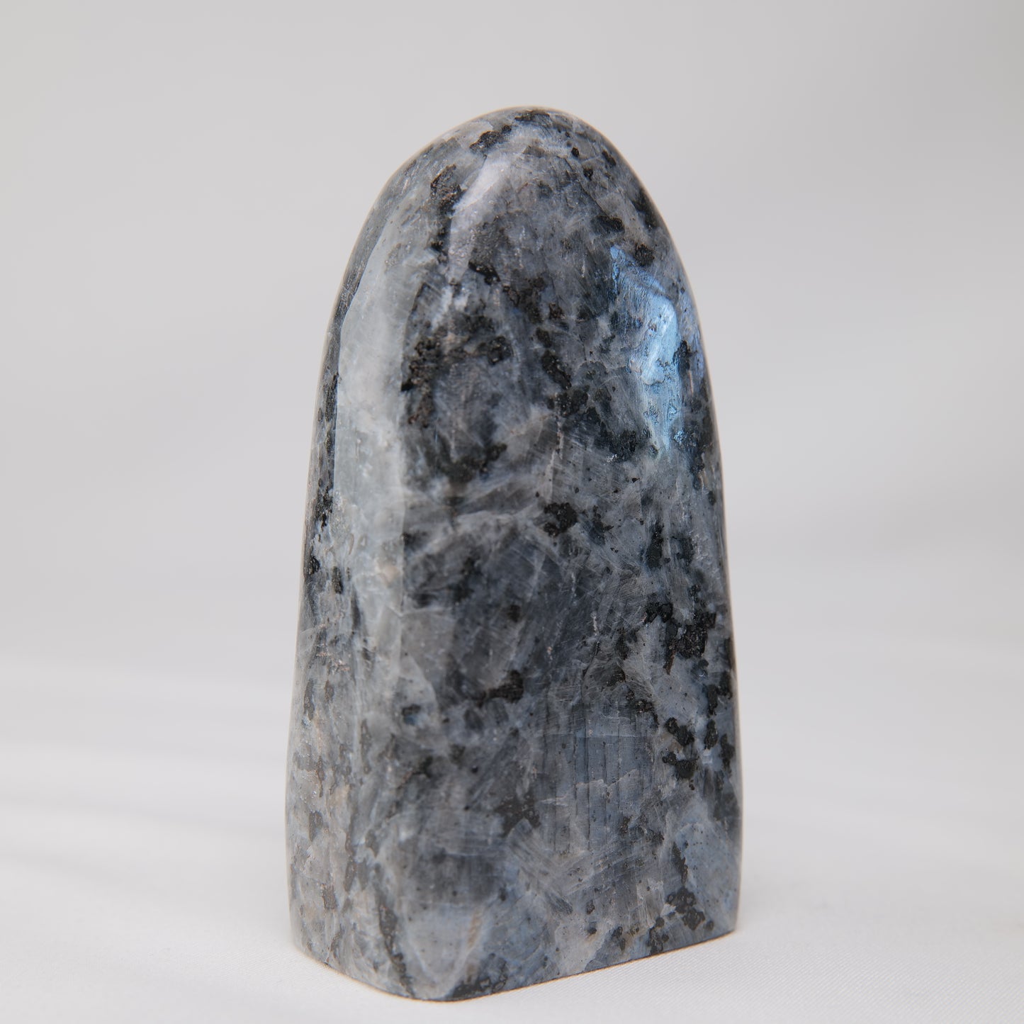 larvikite freeform 252g front right view