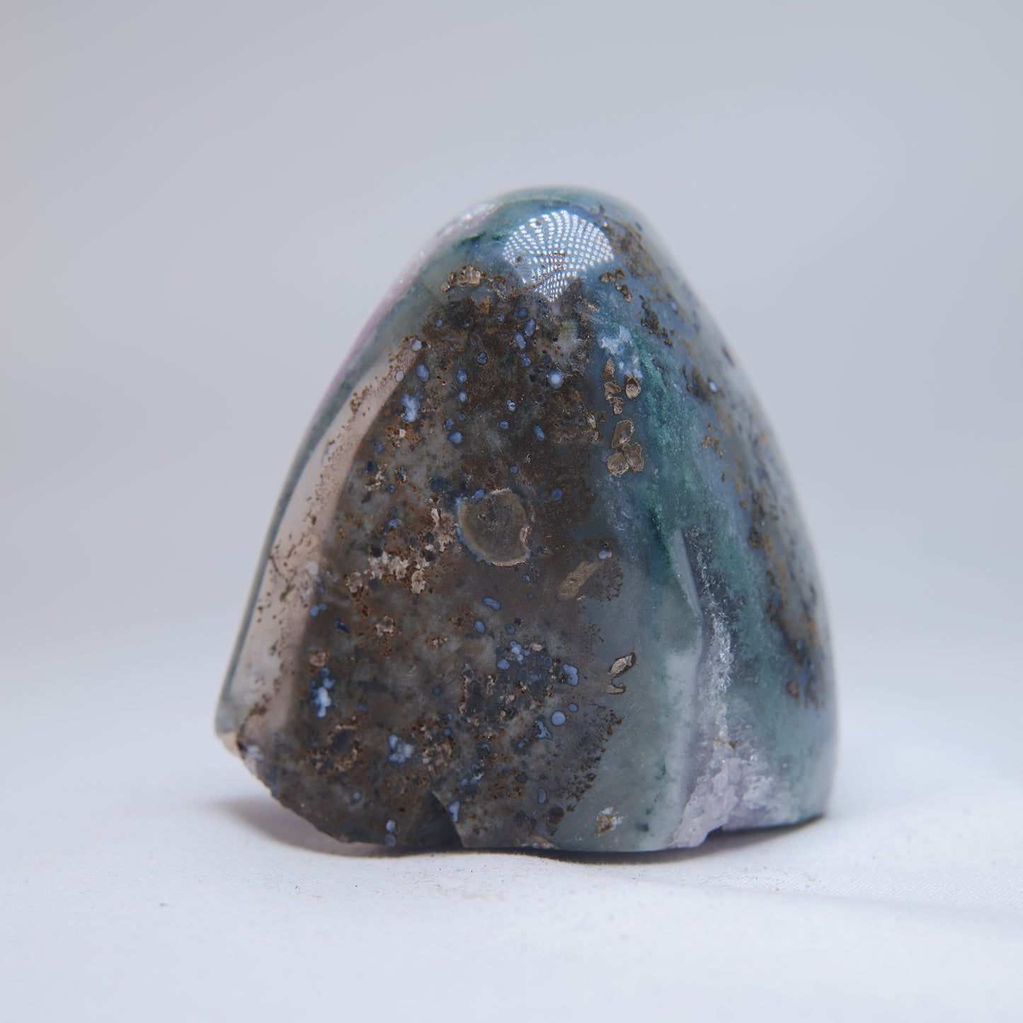 Uruguay Amethyst Druzy Freeform 210g – back three quarter view