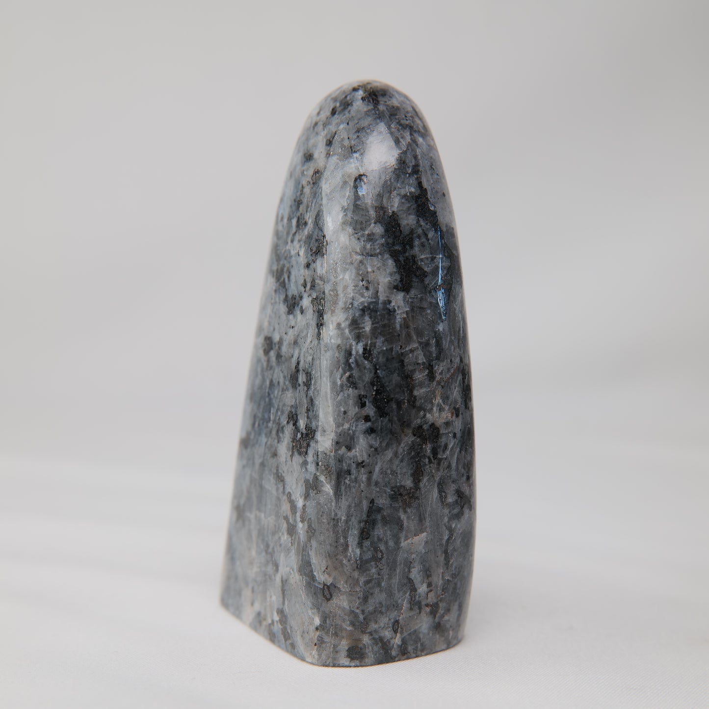 larvikite freeform 252g back view
