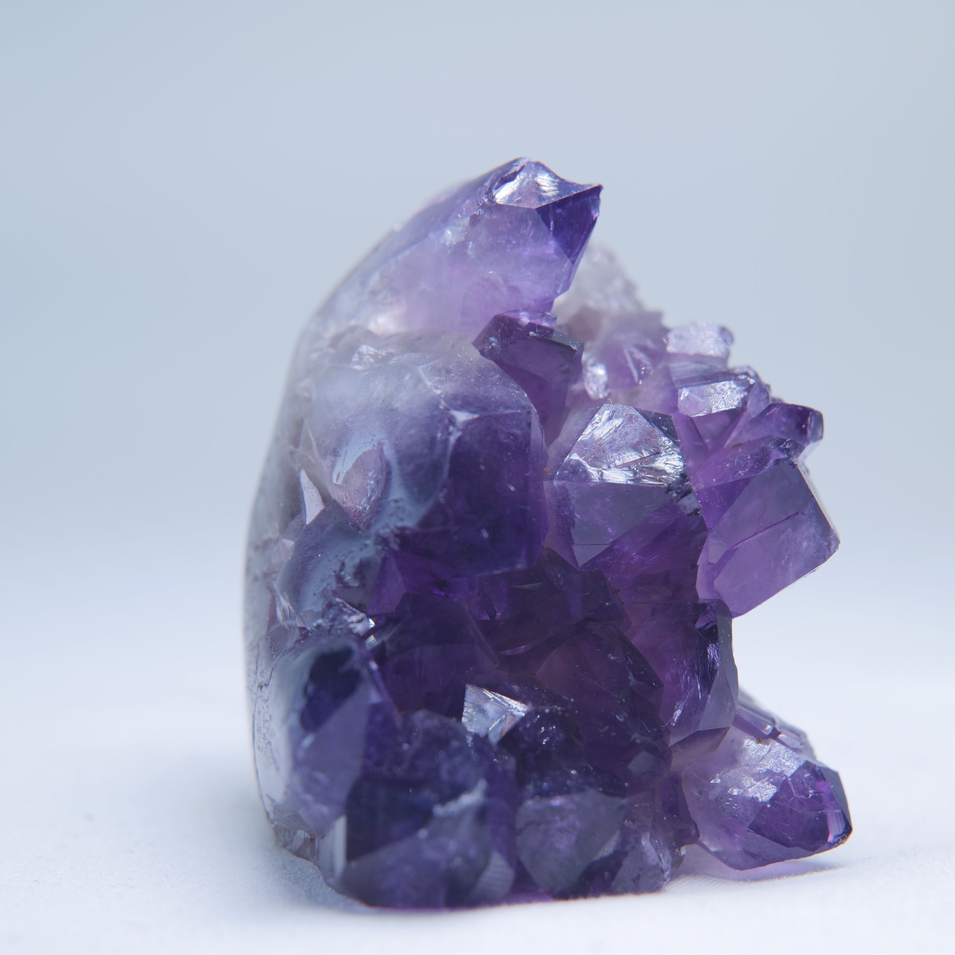 Uruguay Amethyst Druzy Freeform 129g – crystal detail one