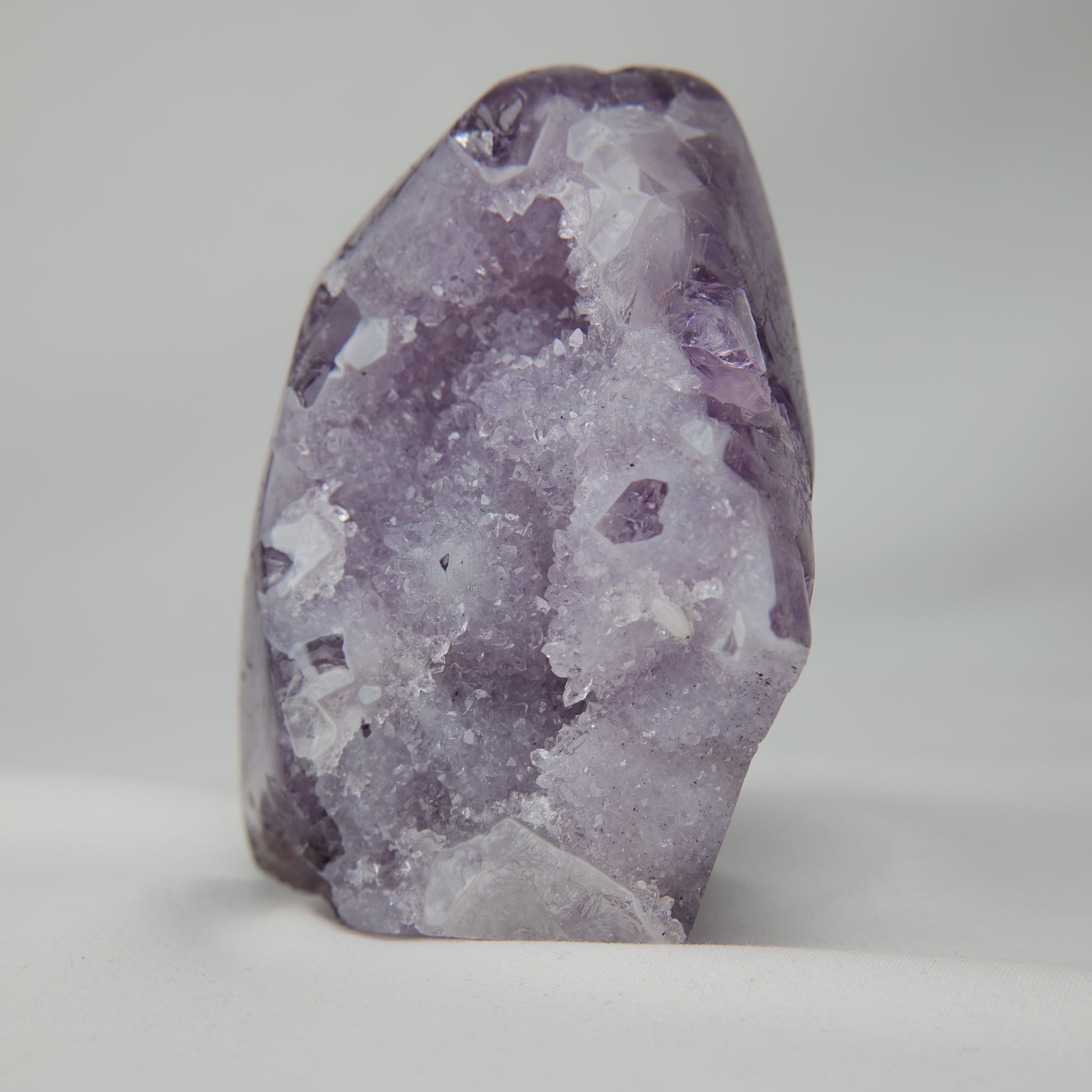 Sugar Amethyst Druzy 522g, view 3
