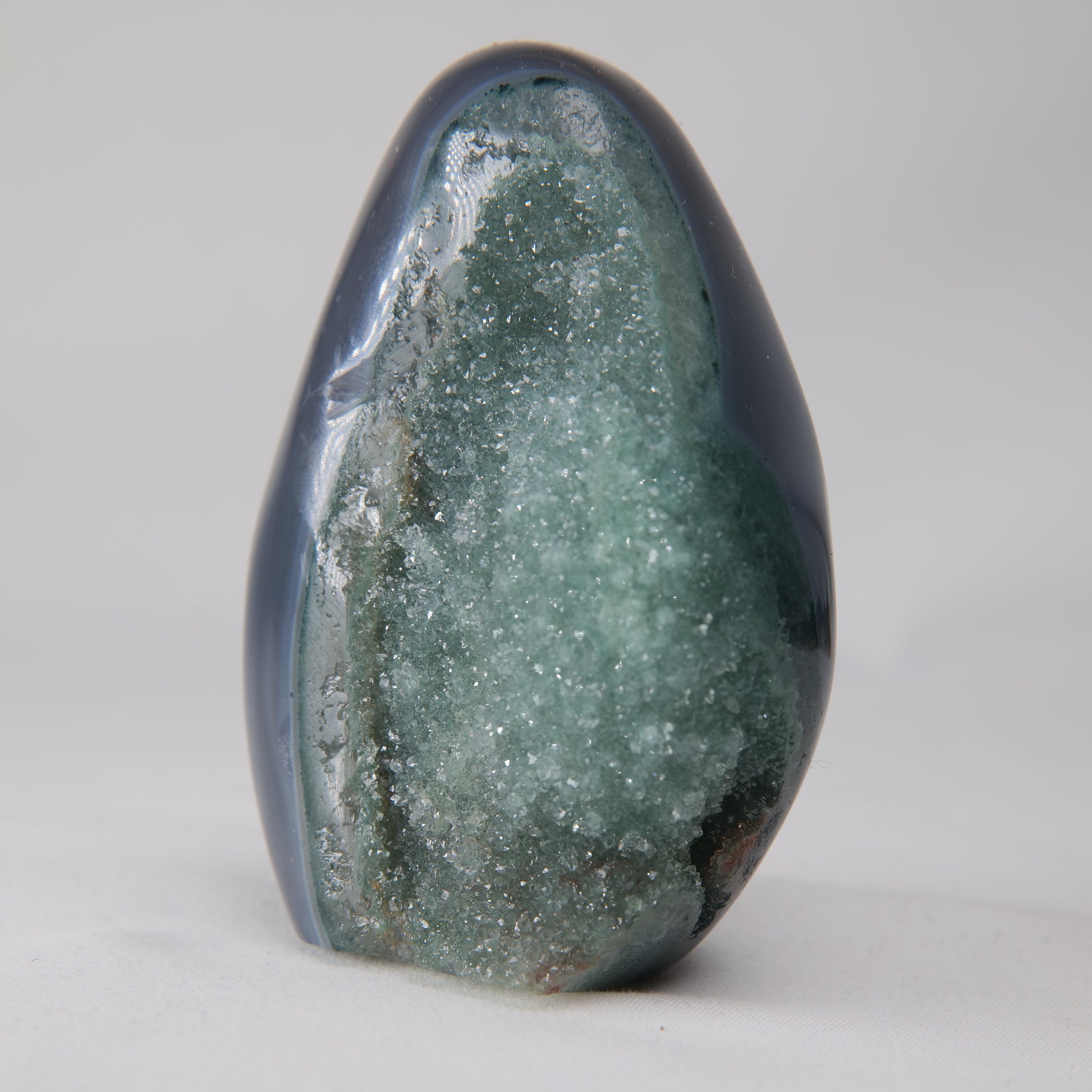 Rainbow Amethyst Druzy 292g, view 3
