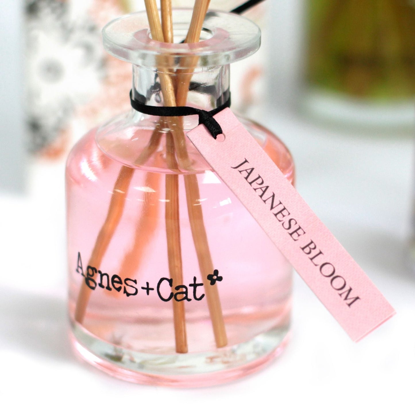 140ml Reed Diffuser - Japanese Bloom - Luna Panther