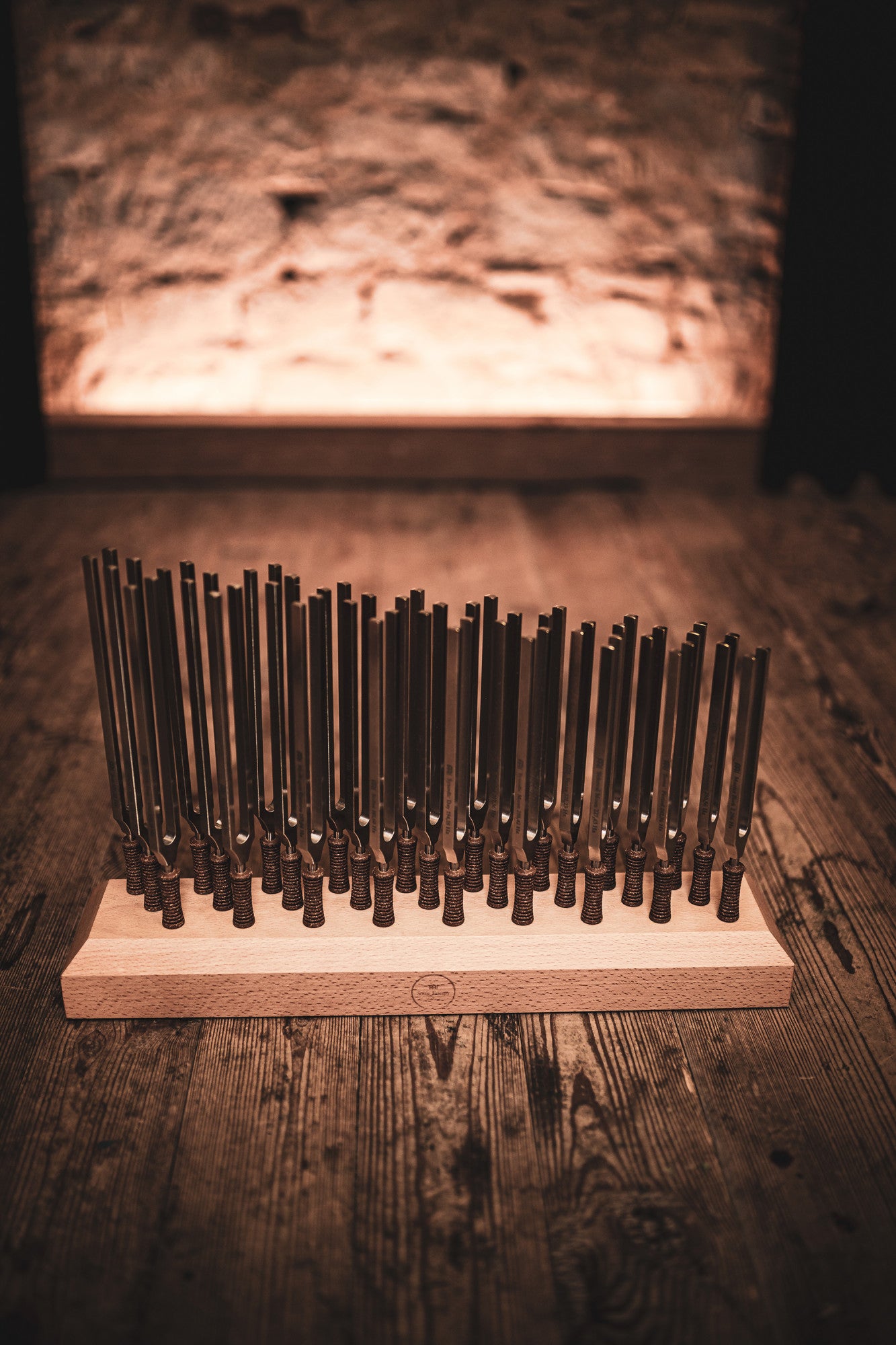 MEINL Sonic Energy Planetary Tuned Therapy Tuning Fork Set - 27 pcs. detail view 3 at Luna Panther