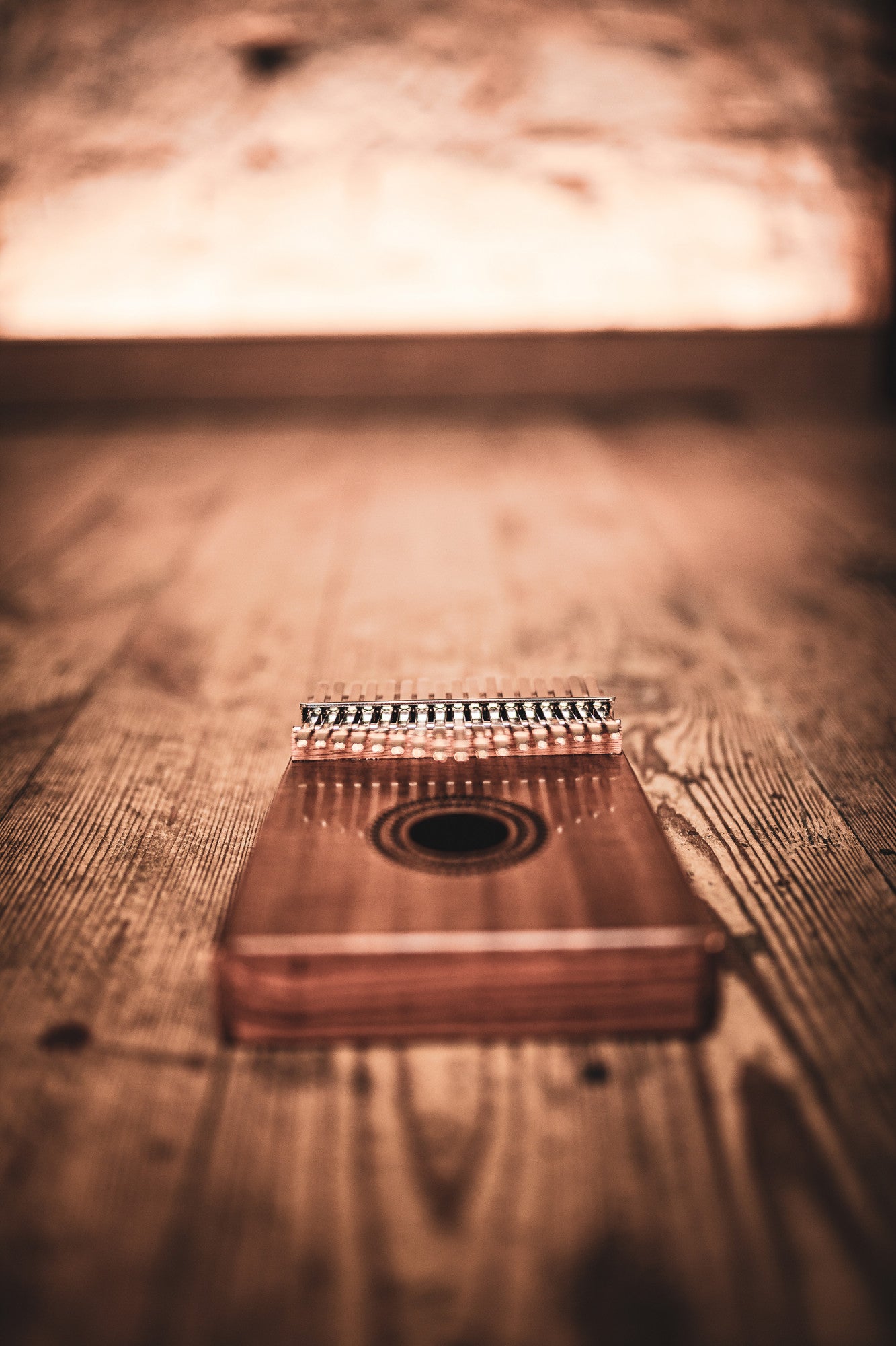 Meinl Sonic Energy Sound Hole Kalimba - 17 notes, acacia detail view 11 at Luna Panther