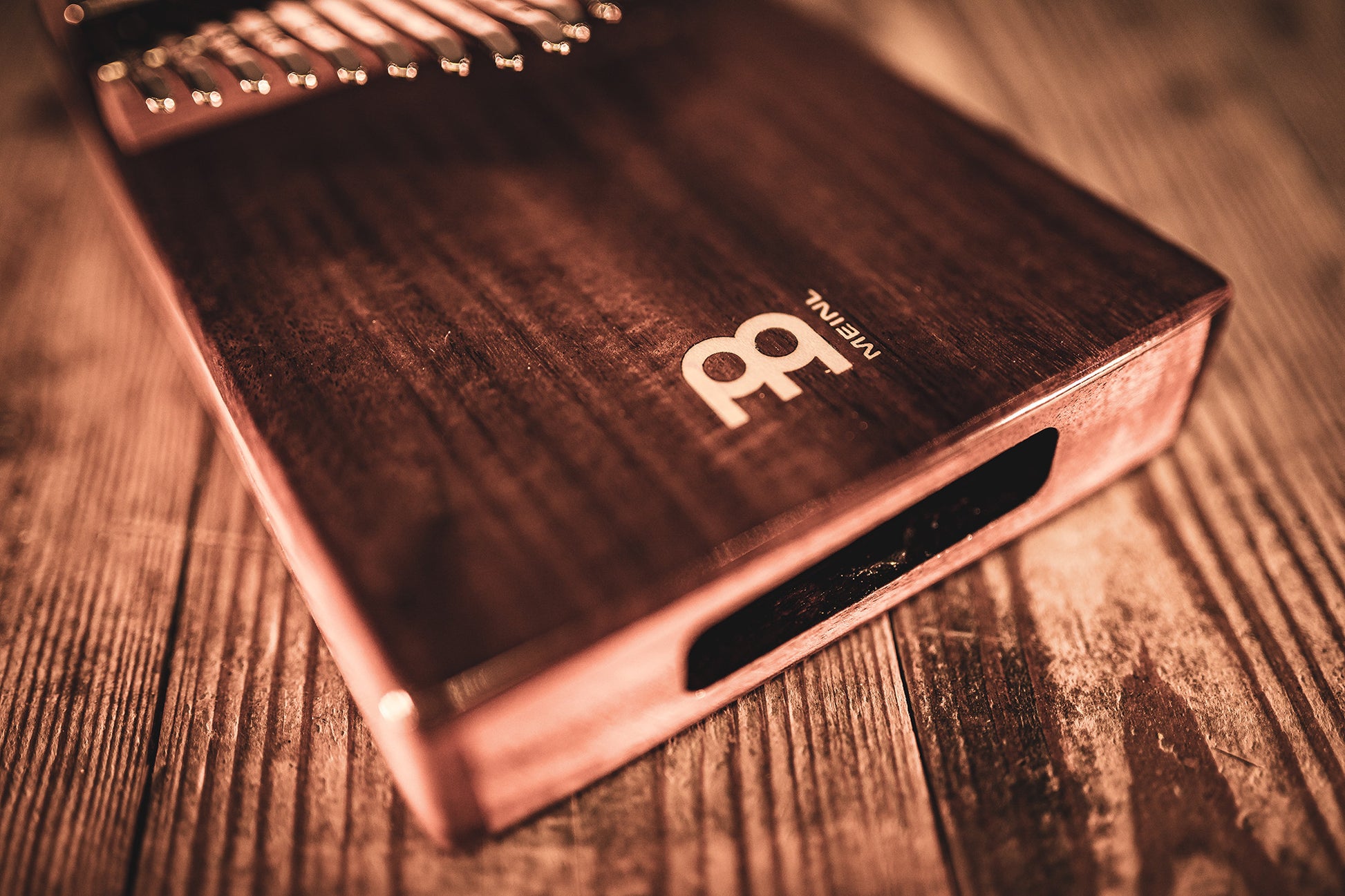 Meinl Sonic Energy Wah-Wah Kalimba - 17 notes, acacia detail view 13 at Luna Panther