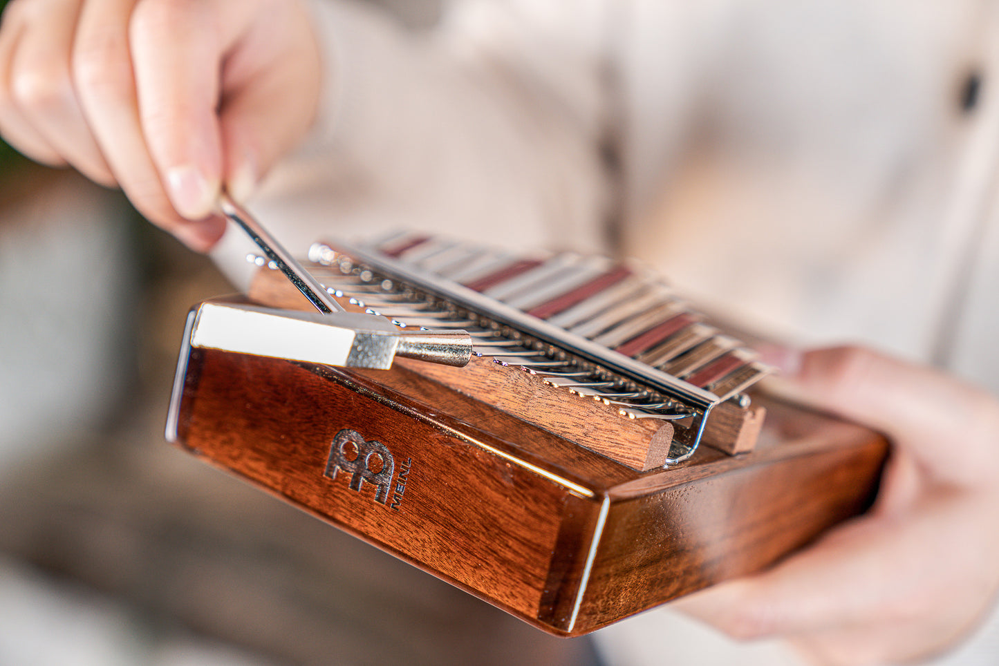 Meinl Sonic Energy Soundhole Pickup Kalimba - 17 notes, acacia detail view 5 at Luna Panther