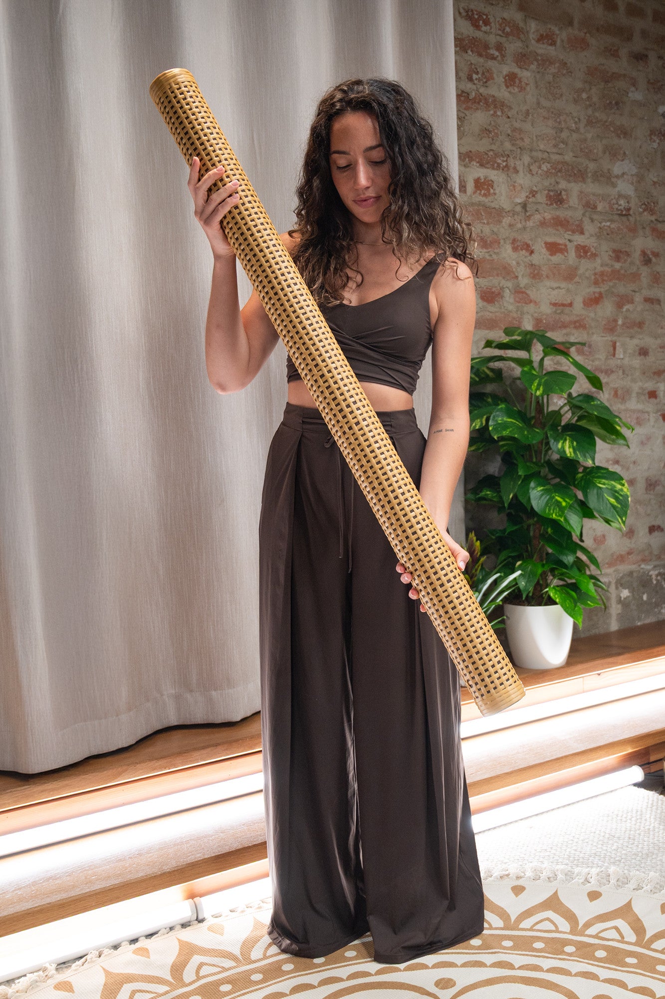 MEINL Sonic Energy Synthetic Rattan Rainstick, Large detail view 5 at Luna Panther