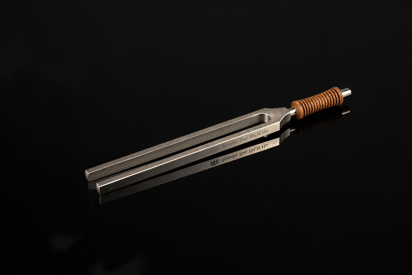 MEINL Sonic Energy Therapy Tuning Fork - Synodic Day - 194.18 Hz/G3 detail view 4 at Luna Panther