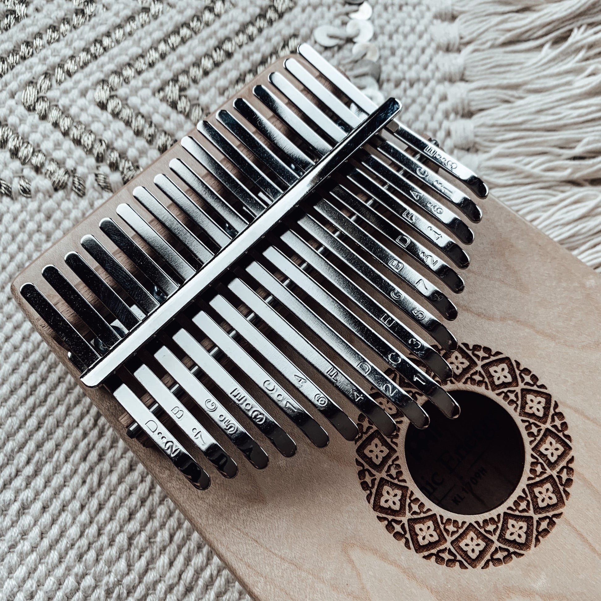 Meinl Sonic Energy Sound Hole Kalimba - 17 notes, maple detail view 13 at Luna Panther