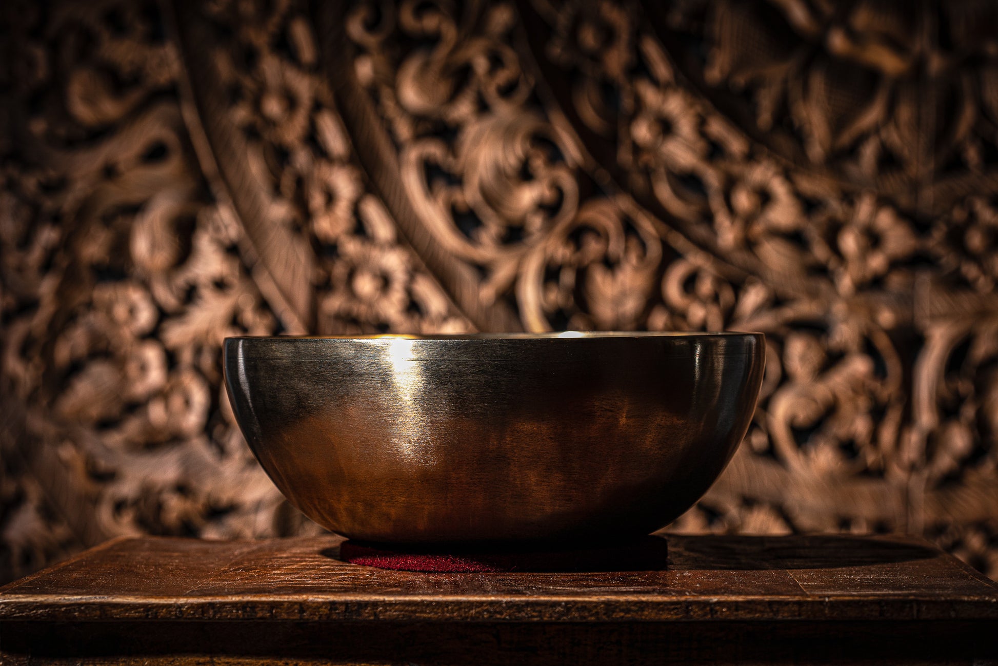 MEINL Sonic Energy Energy Therapy Series Singing Bowl - 1800g detail view 5 at Luna Panther