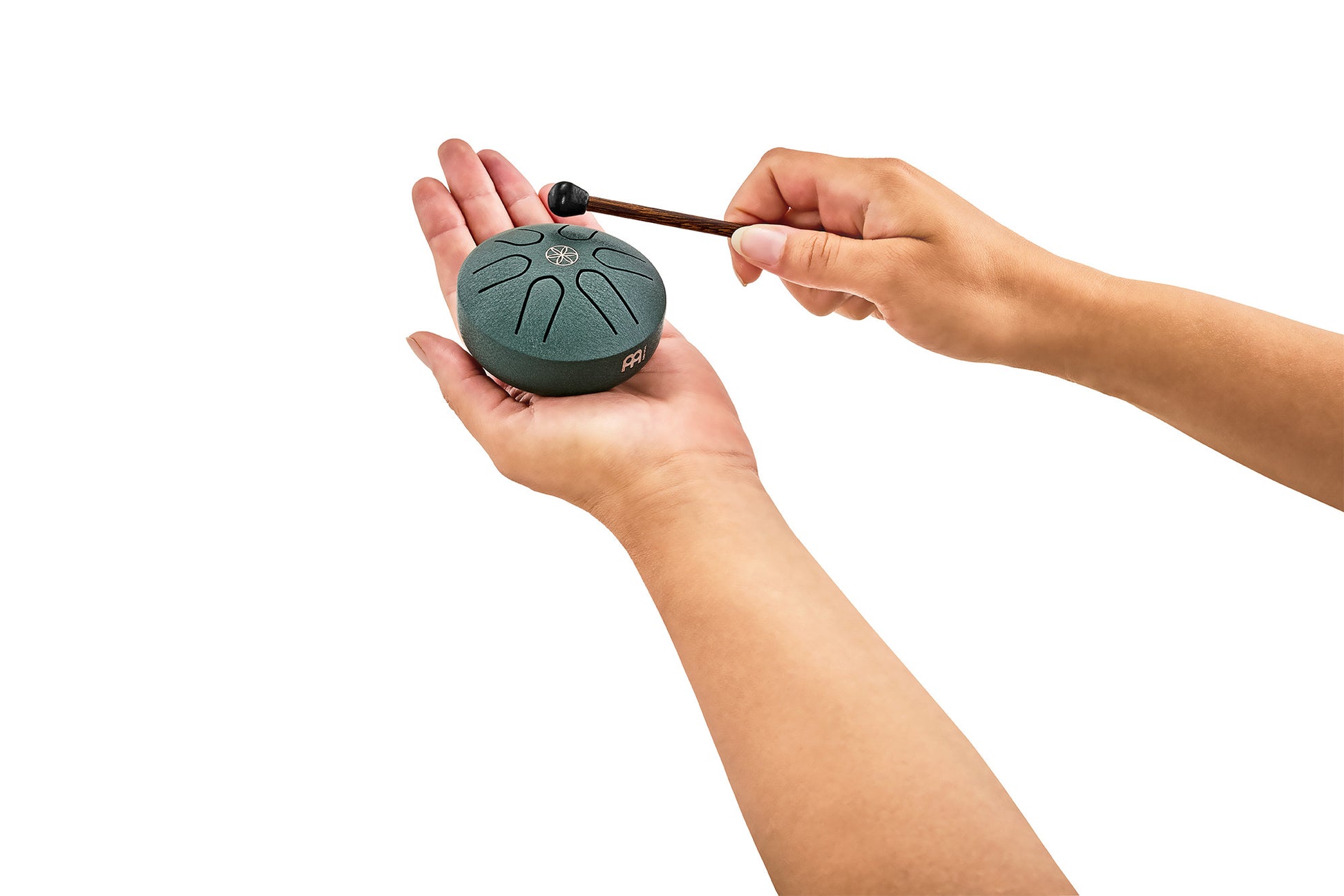 MEINL Sonic Energy Pocket Steel Tongue Drum 3", A Major/6 notes/440 Hz - Dark Green, Germ of Li detail view 3 at Luna Panther