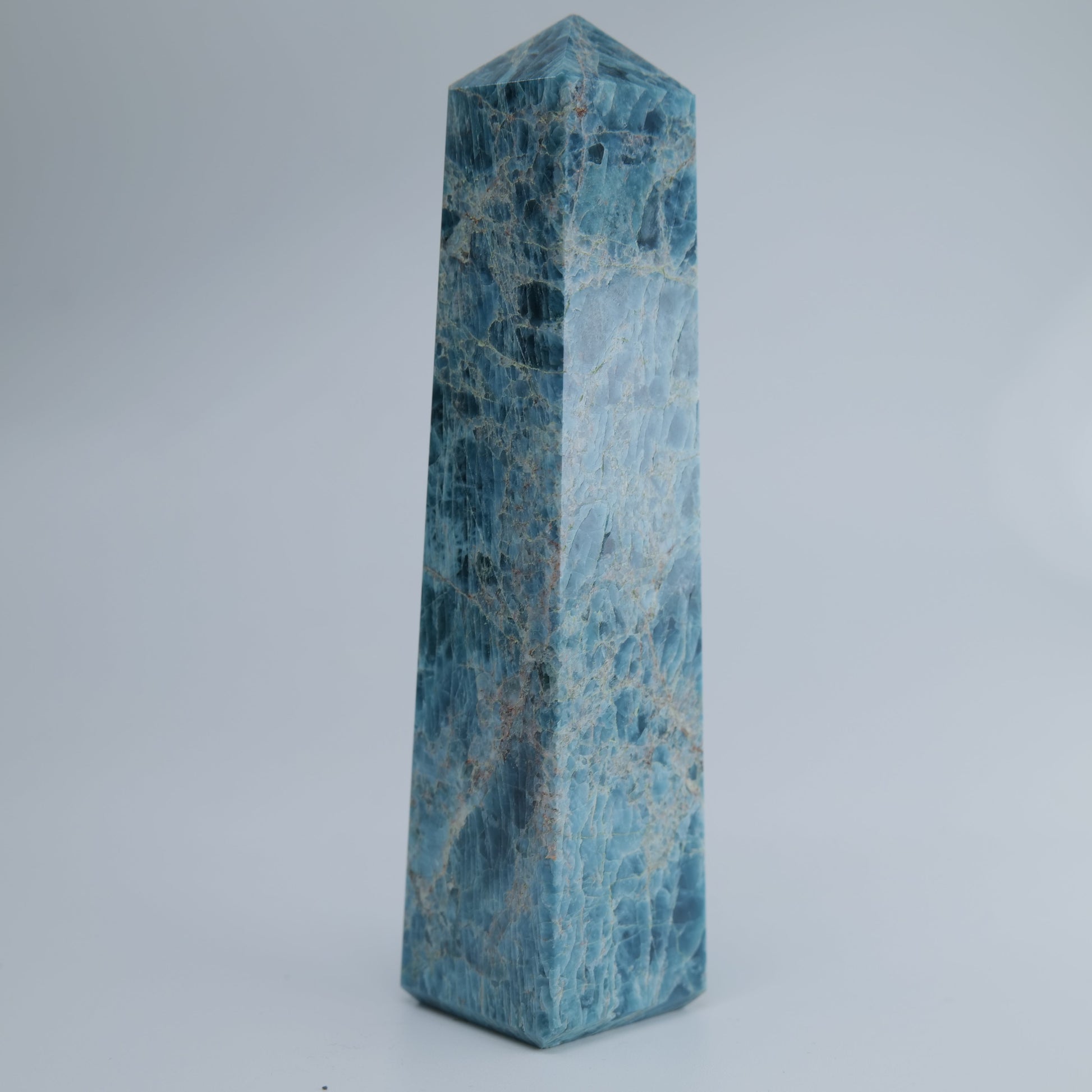 Apetite Tower 214g natural crystal tower side-2