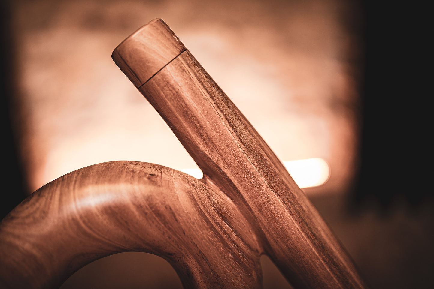 MEINL Sonic Energy S-shaped Pro Didgeridoo - C Tuning - Natural detail view 5 at Luna Panther