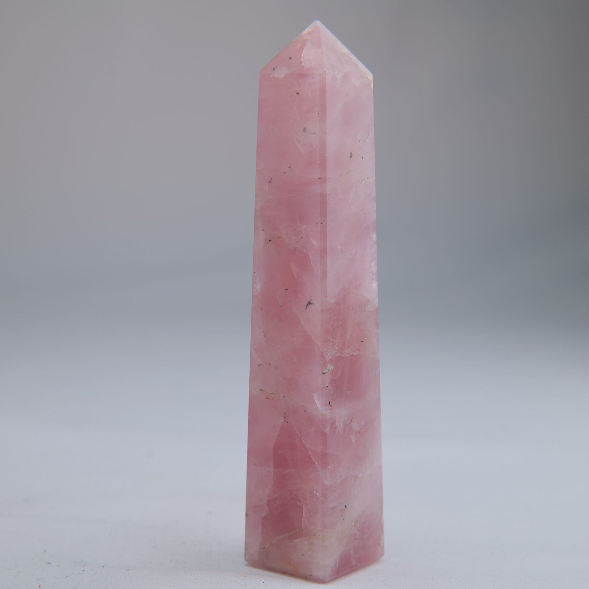Rose Quartz Tower 81g side