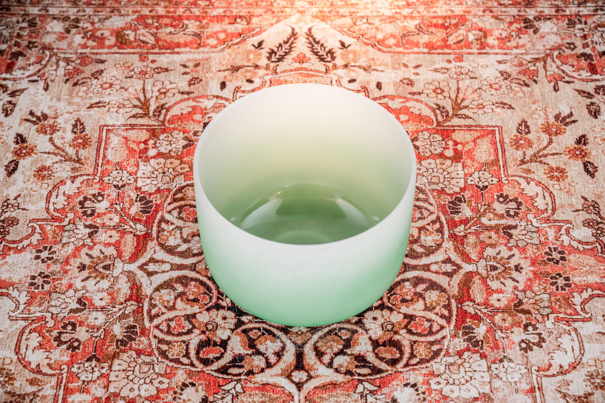 MEINL Sonic Energy Color-Frosted Crystal Singing Bowl 11" - F4/Heart Chakra/440 Hz - Green detail view 2 at Luna Panther