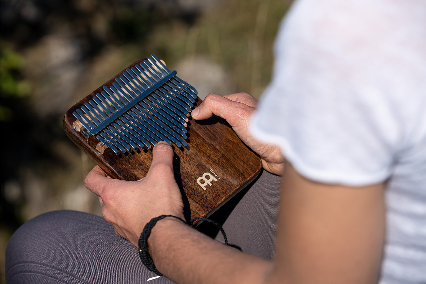 Meinl Sonic Energy Solid Kalimba - 21 notes, black walnut detail view 16 at Luna Panther