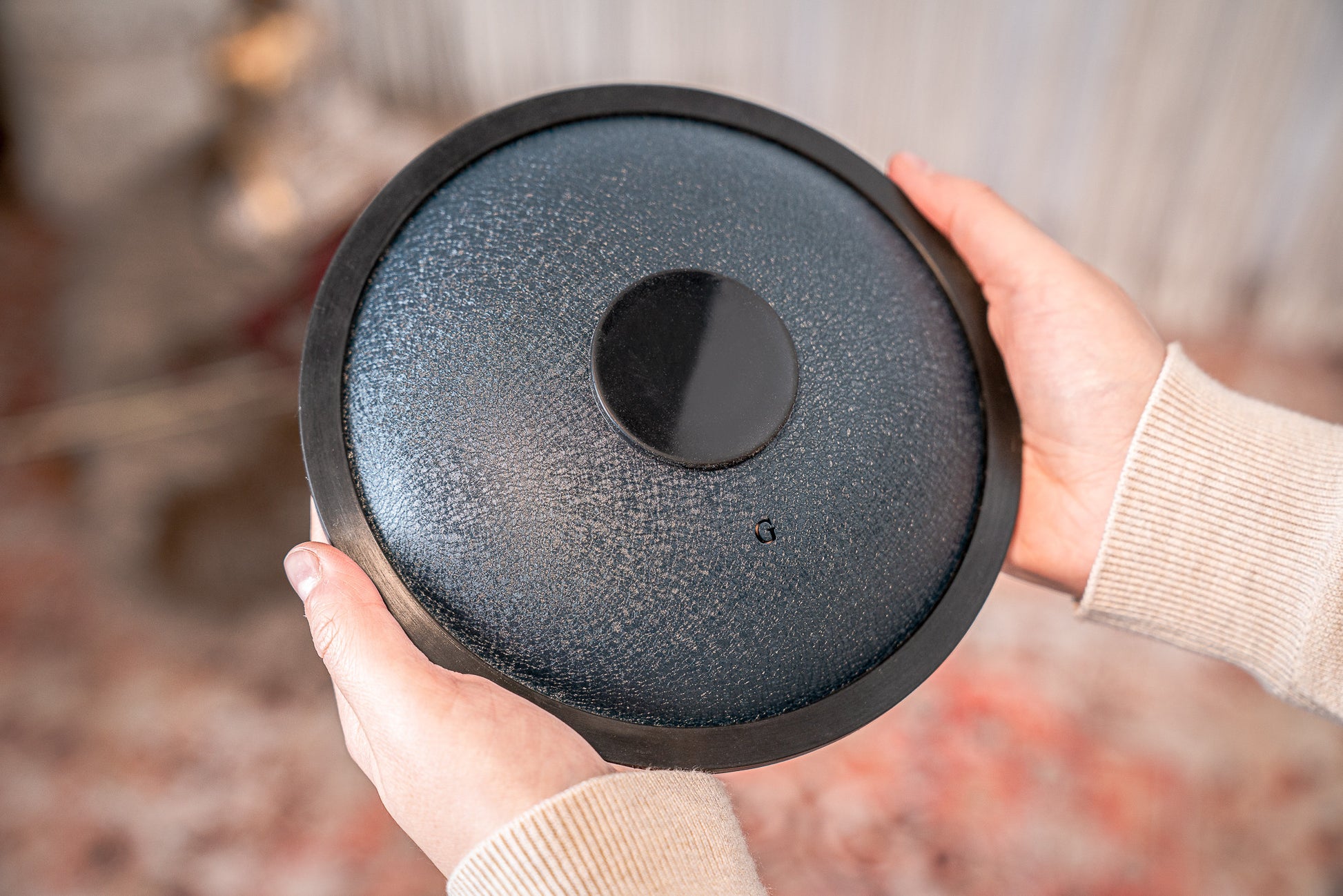 MEINL Sonic Energy Small Steel Tongue Drum 7" - G Minor/8 Notes/440 Hz - Navy Blue detail view 4 at Luna Panther