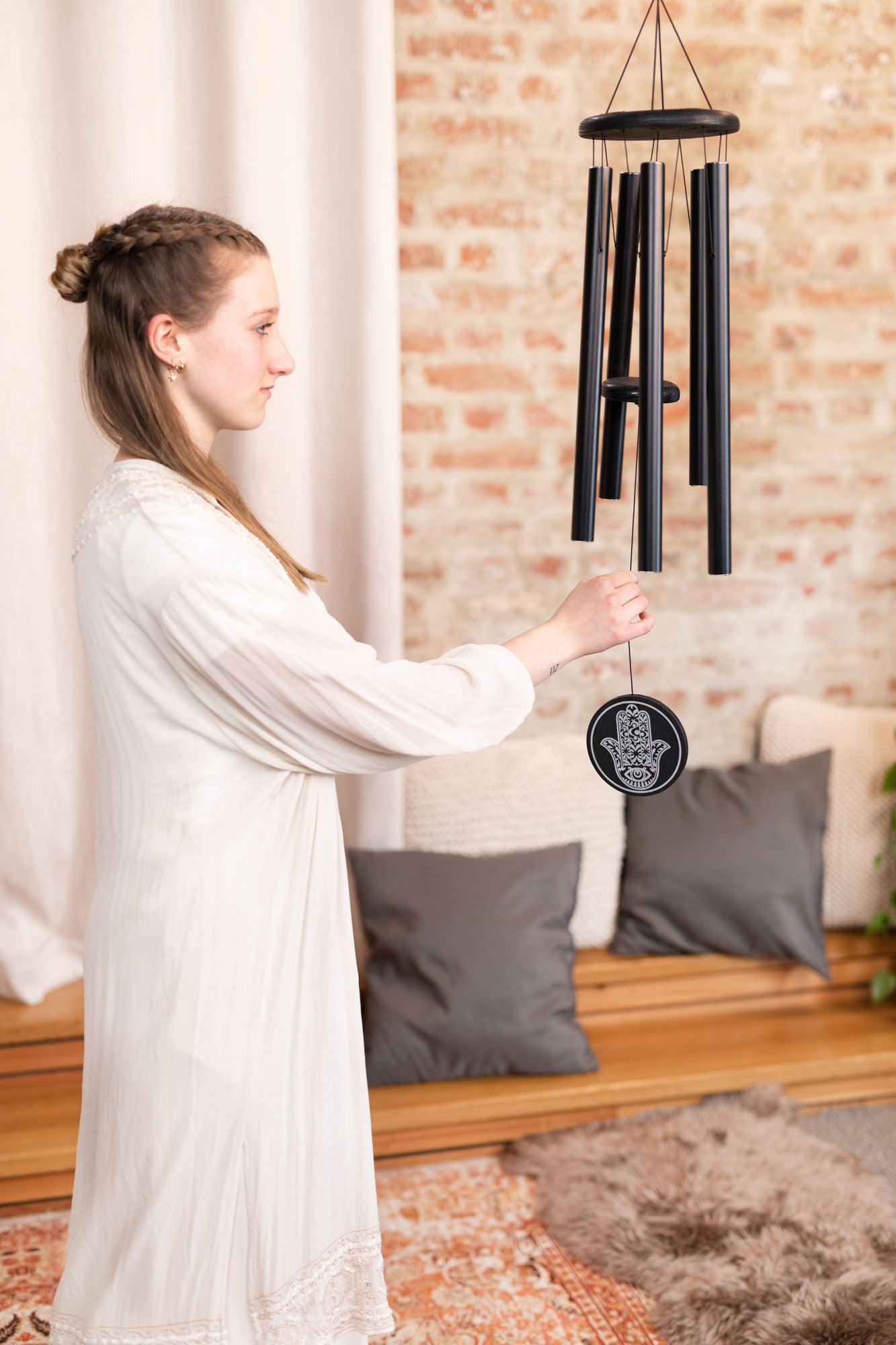 MEINL Sonic Energy Hamsa Meditation Chime 36"/90 cm - 432 Hz - Black detail view 3 at Luna Panther
