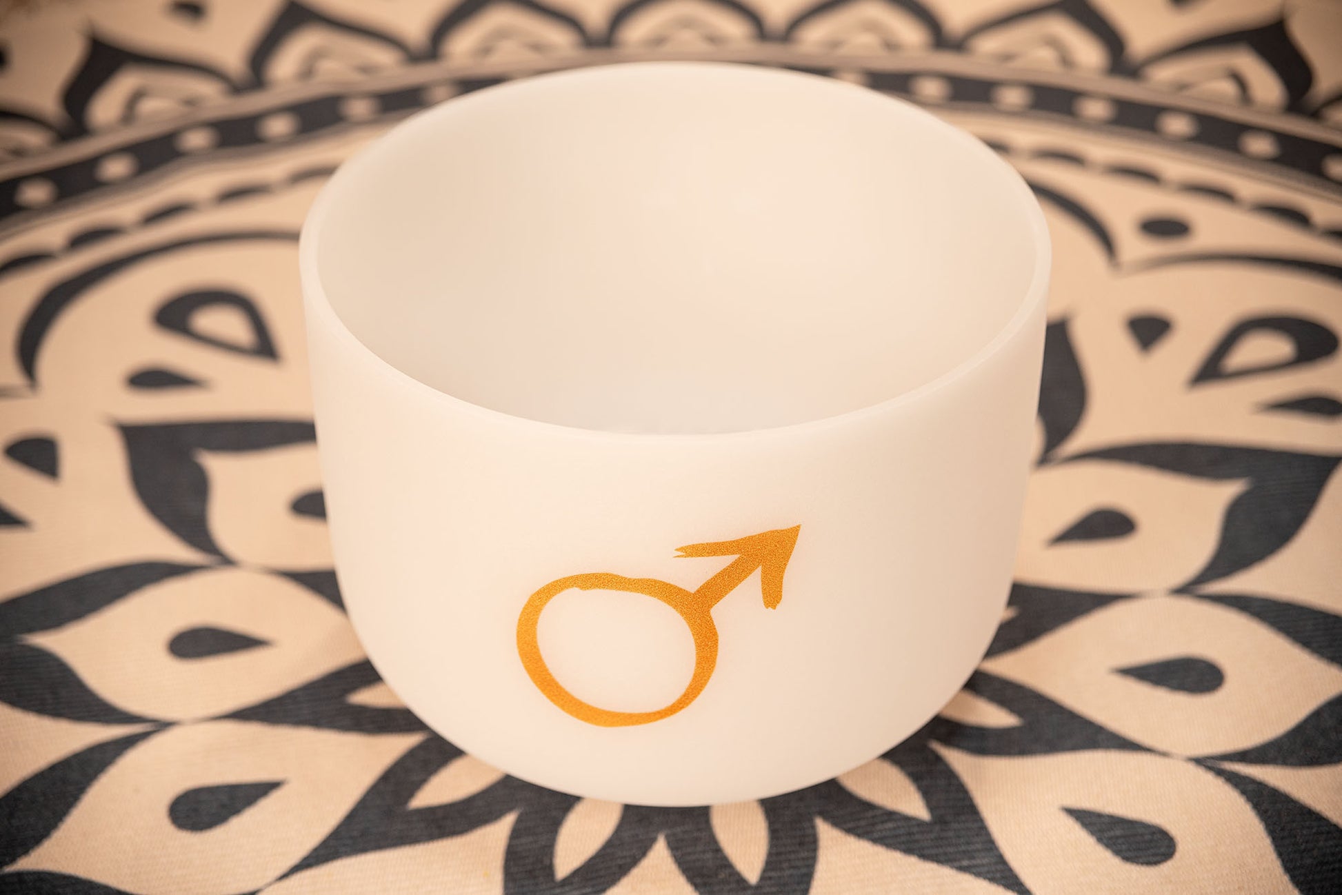MEINL Sonic Energy Planetary Tuned Crystal Singing Bowl 12" - Mars/144.72 Hz detail view 5 at Luna Panther