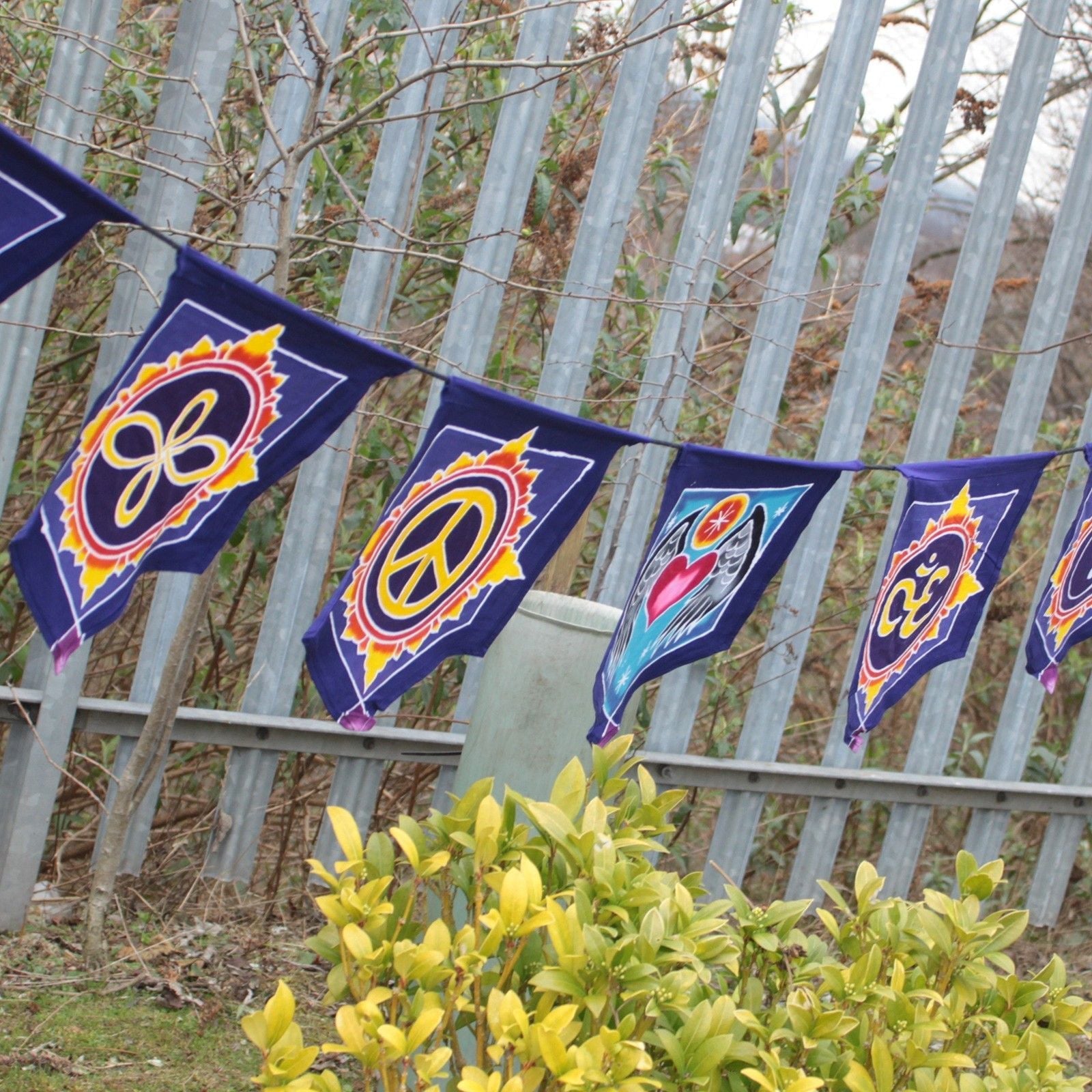 7 Flags Banner - Love in the Centre - Luna Panther