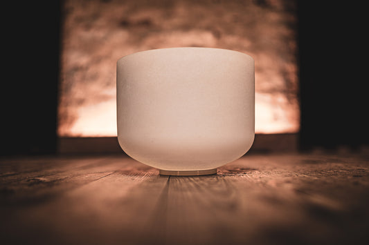 MEINL Sonic Energy White-Frosted Crystal Singing Bowl 9" - A4/Brow Chakra/432 Hz detail view 2 at Luna Panther alternate view