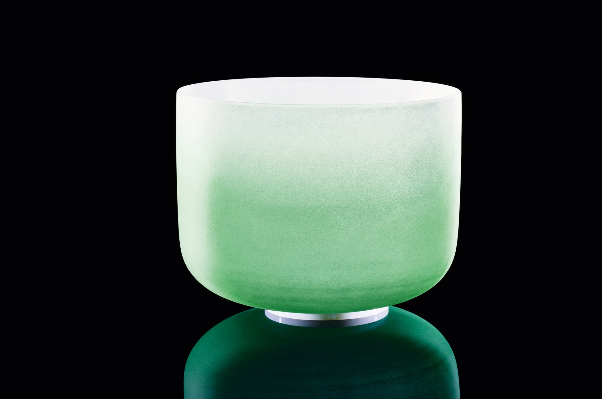 MEINL Sonic Energy Color-Frosted Crystal Singing Bowl 11" - F4/Heart Chakra/440 Hz - Green detail view 5 at Luna Panther