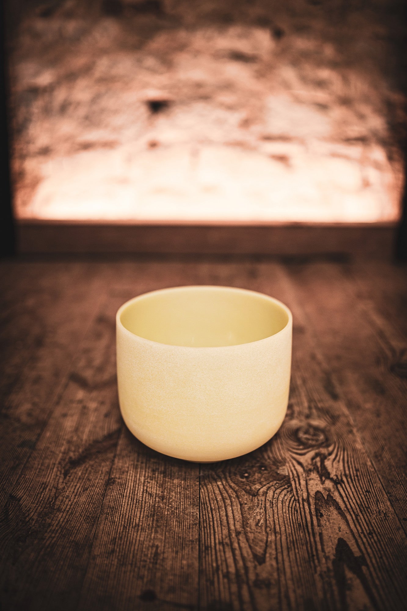 MEINL Sonic Energy Fusion Emerald Crystal Singing Bowl 10" - F4/Heart Chakra/432 Hz detail view 3 at Luna Panther