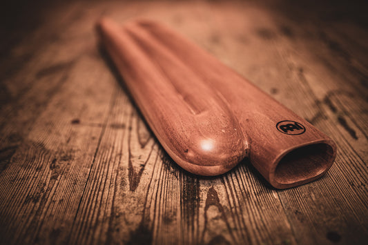 MEINL Sonic Energy Z-shaped Pro Didgeridoo - D Tuning - Natural detail view 2 at Luna Panther alternate view